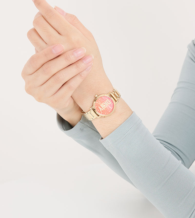 SOHO MIDI Logo Detail Analog Watch