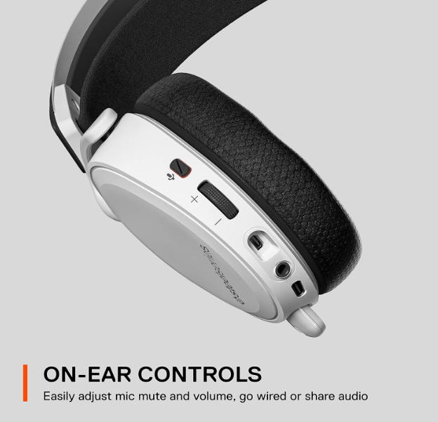 SteelSeries Arctis 7+ Wireless Gaming Headset - Lossless 2.4 GHz - Sonar 7.1 Virtual Surround Sound - 30 Hour Battery Life - USB-C Quick Charging - For PC, PS5, PS4, Mac, Android and Switch - White